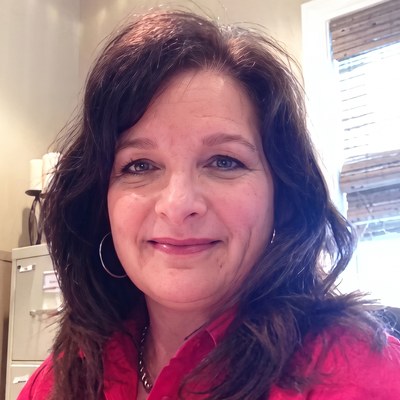 Toni Travers