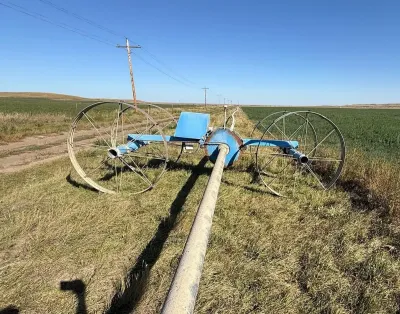 Used 3/8 mile wheel line system 