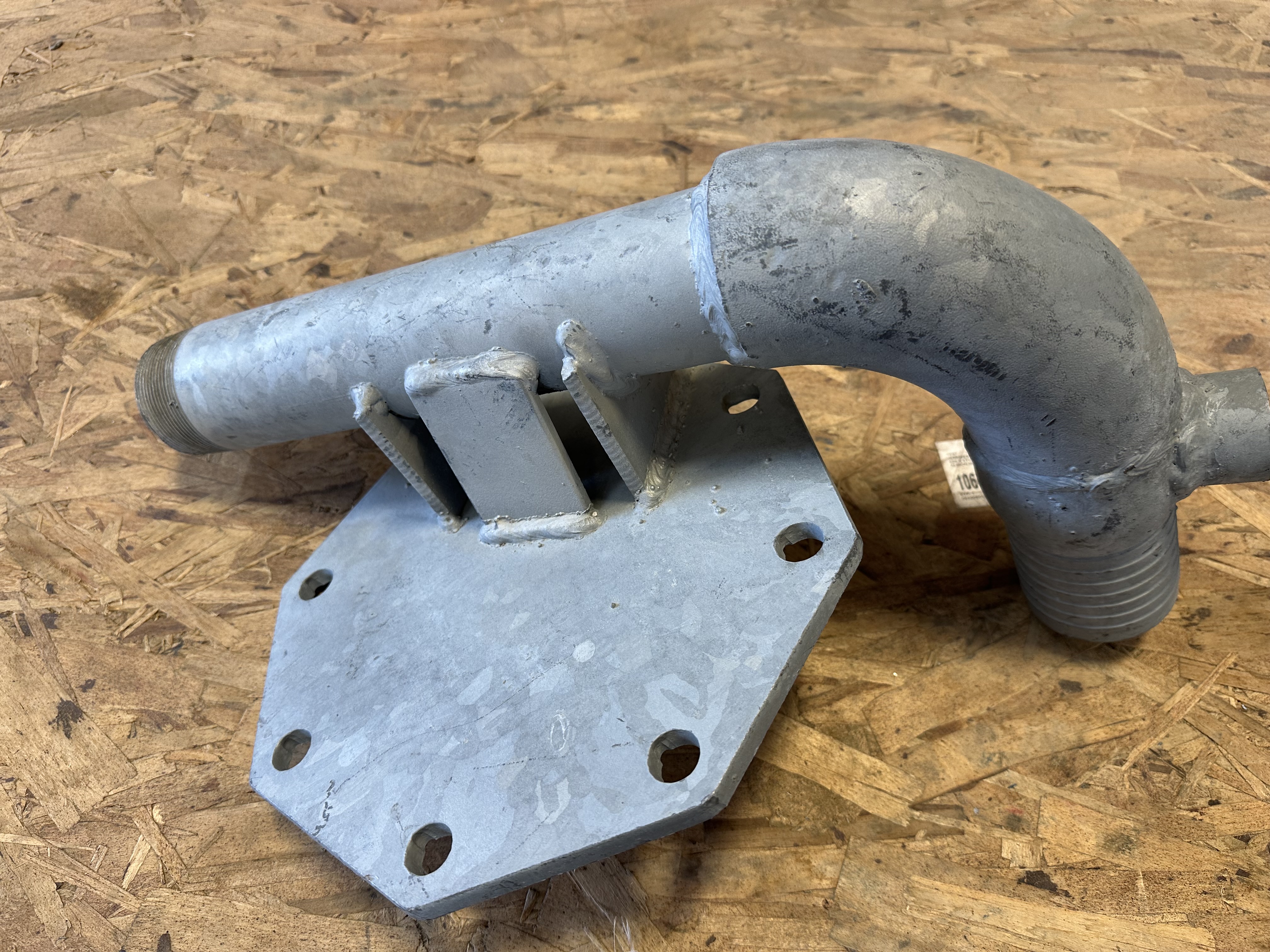 Valley Compatible Overhang End Cap With End Gun Mount